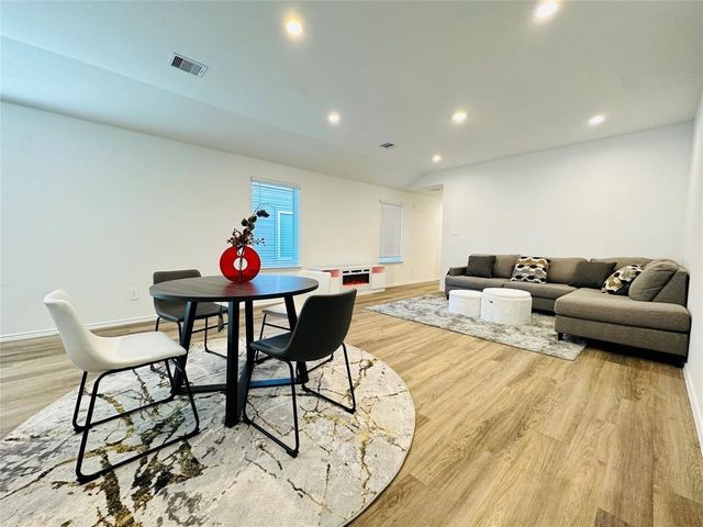 12342 Lariat Run Drive, Houston, TX 77014