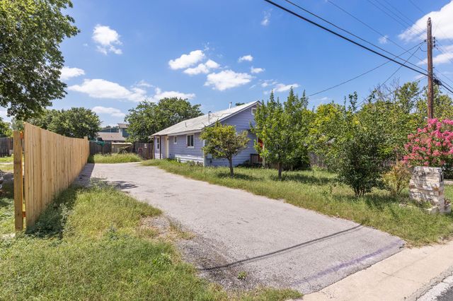 7402 Providence Ave, Austin, TX 78752