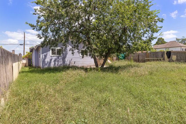 7402 Providence Ave, Austin, TX 78752
