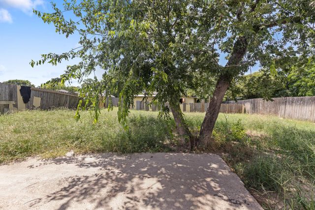 7402 Providence Ave, Austin, TX 78752