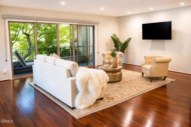 1255 S Orange Grove Boulevard 4, Pasadena, CA 91105