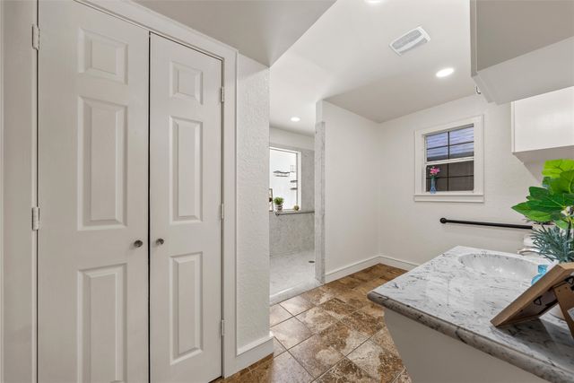 1561 Whitecrest Drive, Whitney, TX 76692