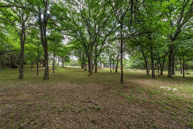 1561 Whitecrest Drive, Whitney, TX 76692