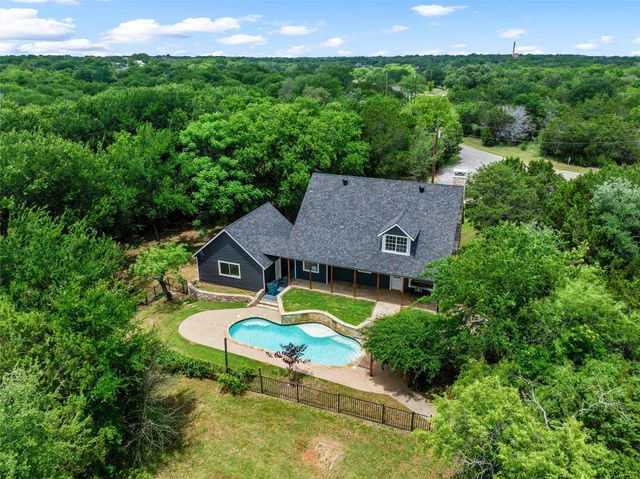 1561 Whitecrest Drive, Whitney, TX 76692