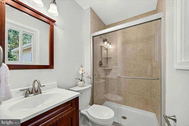 14718 CRANOKE ST, Centreville, VA 20120