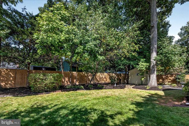 14718 CRANOKE ST, Centreville, VA 20120