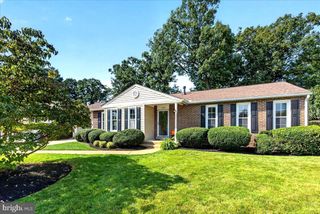 14718 CRANOKE ST, Centreville, VA 20120