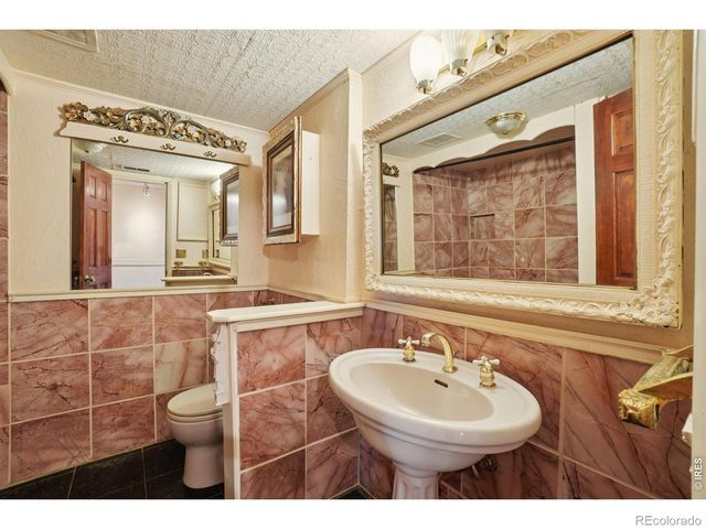 2020 Kohler Drive, Boulder, CO 80305