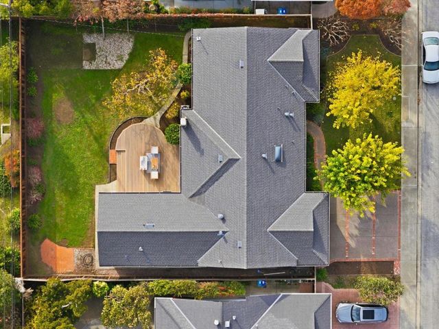 1747 Walnut Drive, Mountain View, CA 94040