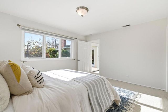 1747 Walnut Drive, Mountain View, CA 94040