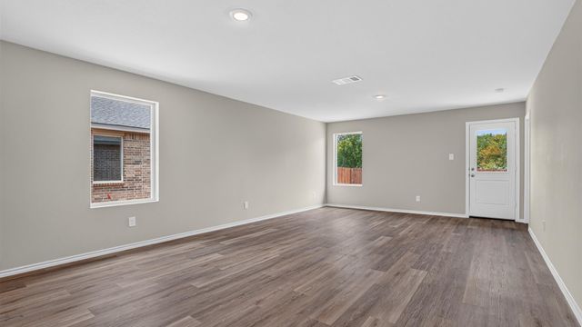 345 WAYLAND Street, Keene, TX 76059