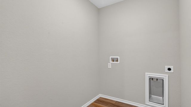345 WAYLAND Street, Keene, TX 76059
