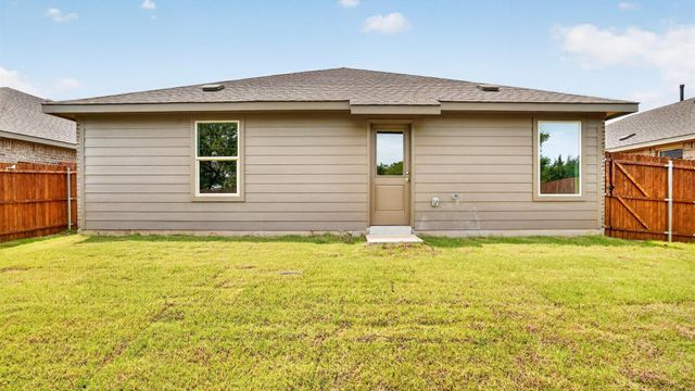 345 WAYLAND Street, Keene, TX 76059