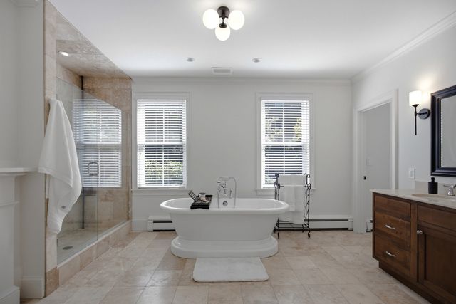 149a Bishop Allen Drive A, Cambridge, MA 02139