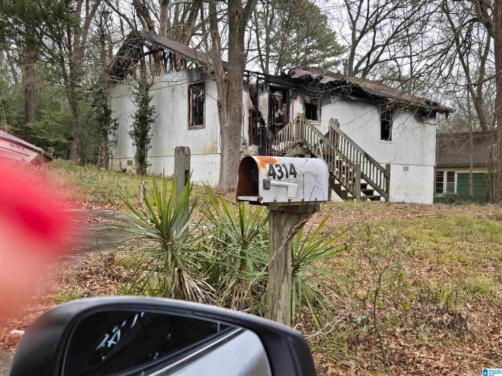 4318 5TH AVENUE W, Birmingham, AL 35224