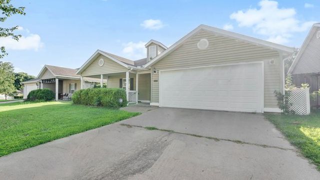 4332 Serviceberry Drive, Fayetteville, AR 72704