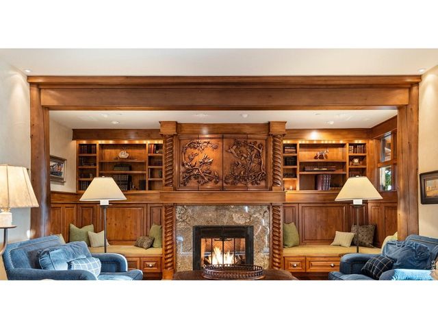15383 E County Line Rd, Berthoud, CO 80513