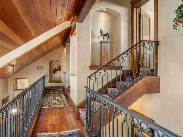 15383 E County Line Rd, Berthoud, CO 80513