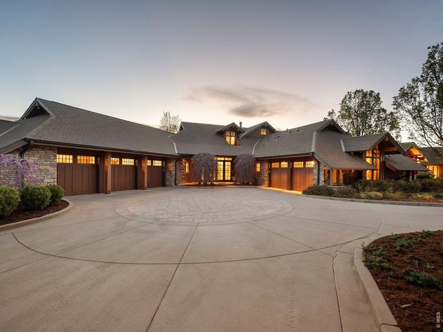 15383 E County Line Rd, Berthoud, CO 80513