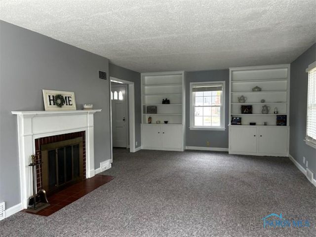 817 Oakwood Avenue, Bryan, OH 43506