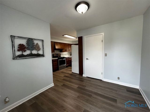 817 Oakwood Avenue, Bryan, OH 43506