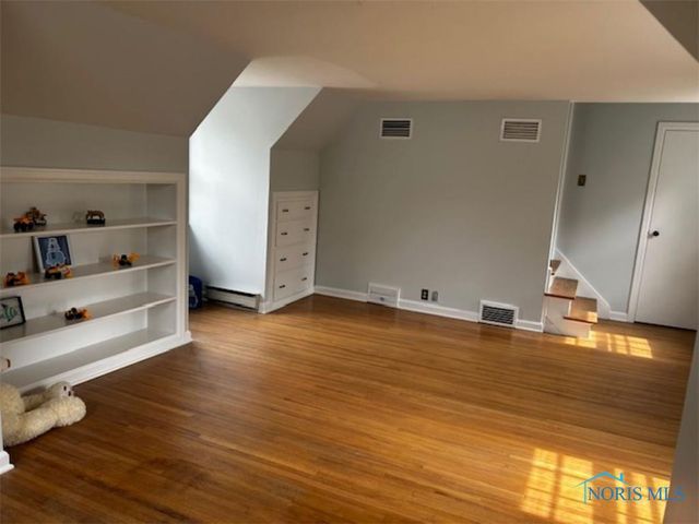 817 Oakwood Avenue, Bryan, OH 43506