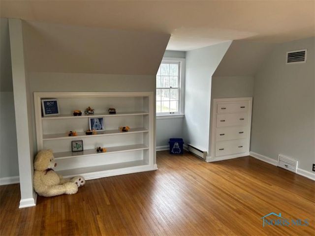 817 Oakwood Avenue, Bryan, OH 43506