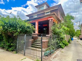 7916 S Constance Avenue, Chicago, IL 60617