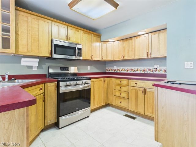 3108 Fairview Avenue, Parkersburg, WV 26104