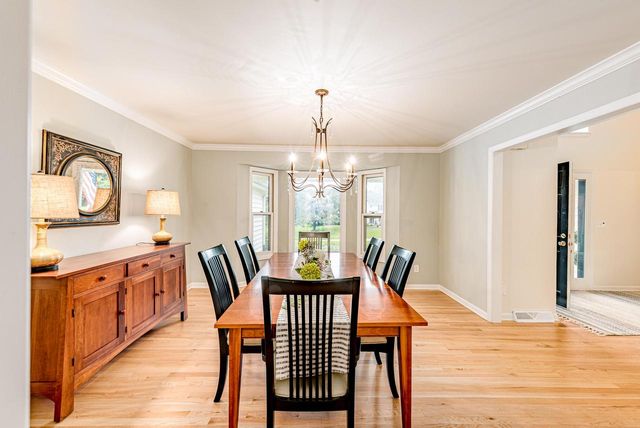 20735 Bartlett DRIVE, Brookfield, WI 53045