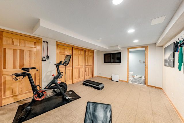 20735 Bartlett DRIVE, Brookfield, WI 53045