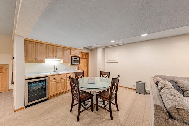 20735 Bartlett DRIVE, Brookfield, WI 53045