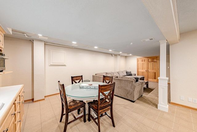 20735 Bartlett DRIVE, Brookfield, WI 53045