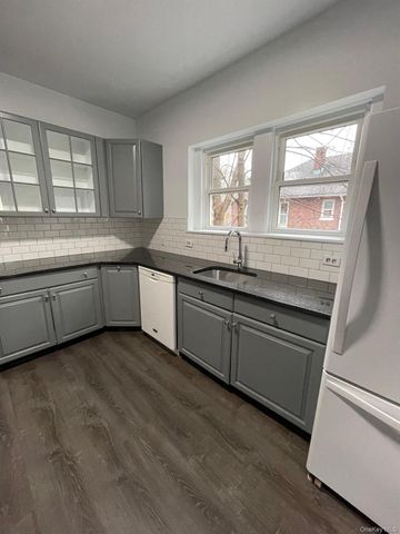 271 Third Street, Newburgh, NY 12550