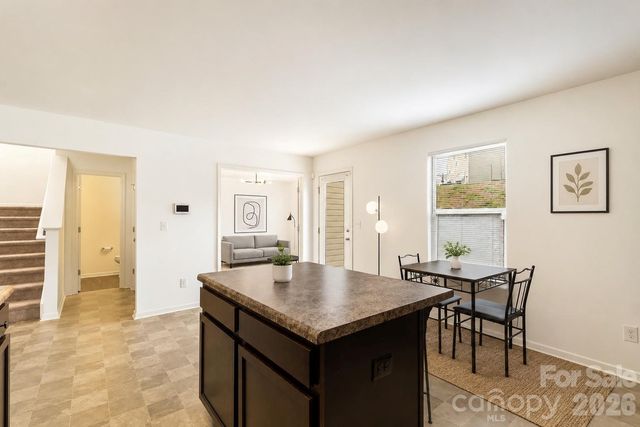 10131 Holly Park Drive, Charlotte, NC 28214