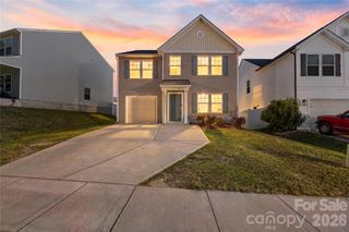 10131 Holly Park Drive, Charlotte, NC 28214