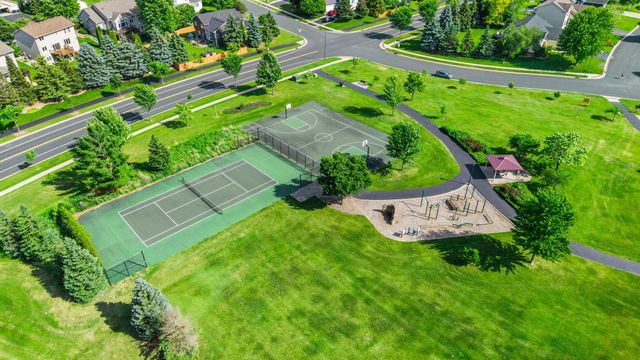 2721 Pampas Court, Shakopee, MN 55379
