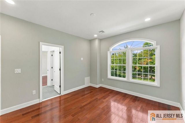 1855 Woodland Avenue, Edison, NJ 08820