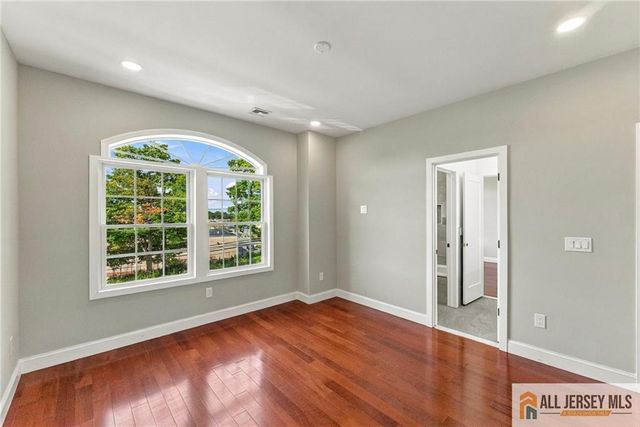 1855 Woodland Avenue, Edison, NJ 08820