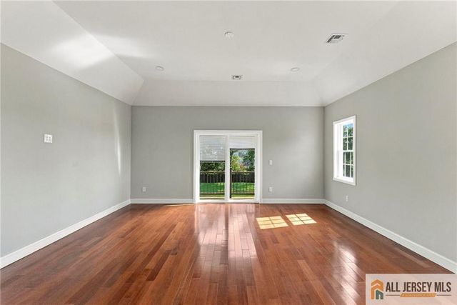 1855 Woodland Avenue, Edison, NJ 08820