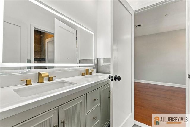 1855 Woodland Avenue, Edison, NJ 08820