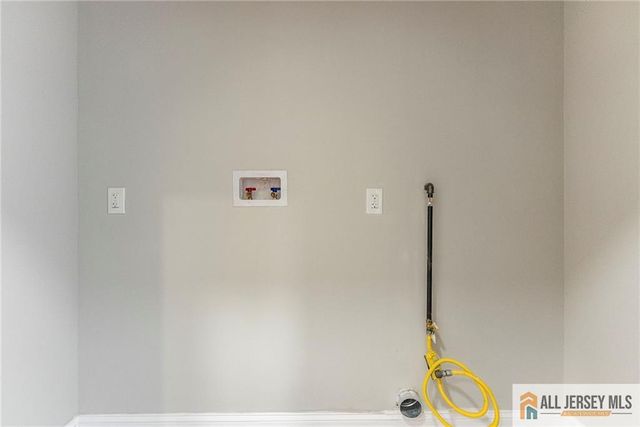 1855 Woodland Avenue, Edison, NJ 08820