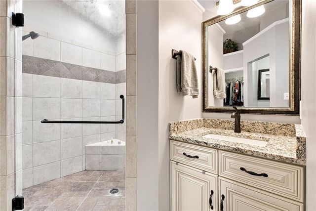 517 Huntgate Road, Woodstock, GA 30189