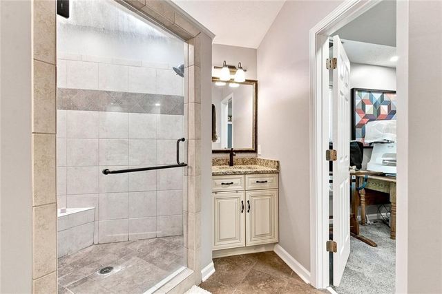517 Huntgate Road, Woodstock, GA 30189