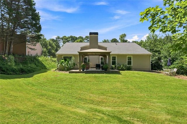 517 Huntgate Road, Woodstock, GA 30189