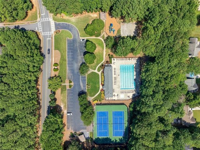 517 Huntgate Road, Woodstock, GA 30189