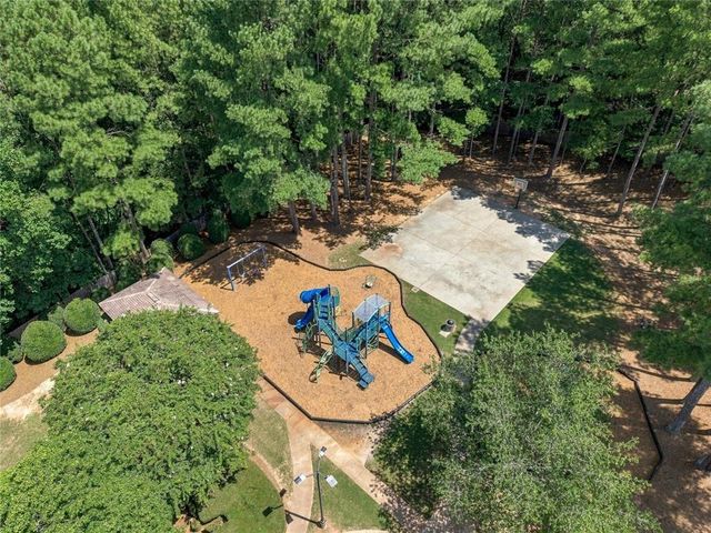 517 Huntgate Road, Woodstock, GA 30189