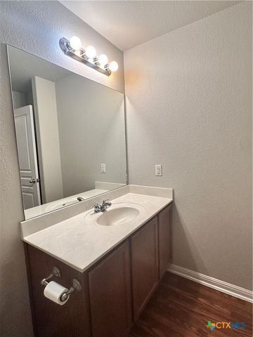 264 Trestle Tree A, San Marcos, TX 78666