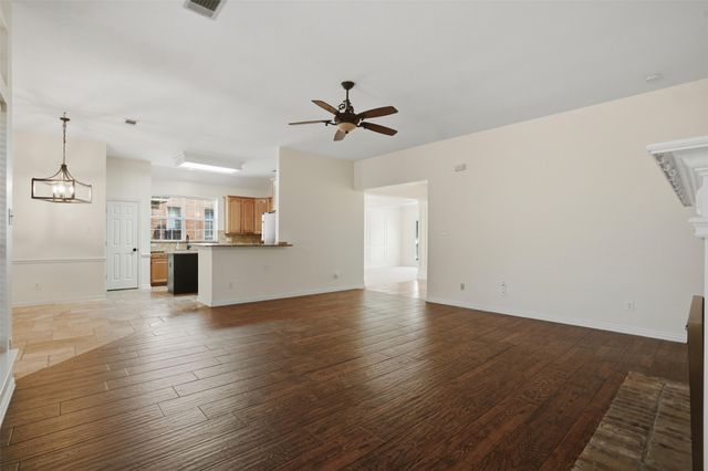 6613 Barclay Lane, Garland, TX 75044