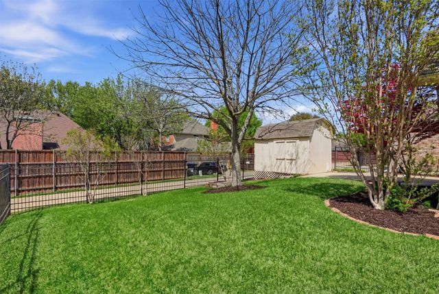 6613 Barclay Lane, Garland, TX 75044